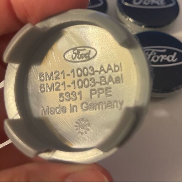 Ford logo wheel center caps in Navy Blue & Silver 54mm set of 4 NWT - Picture 5 of 7